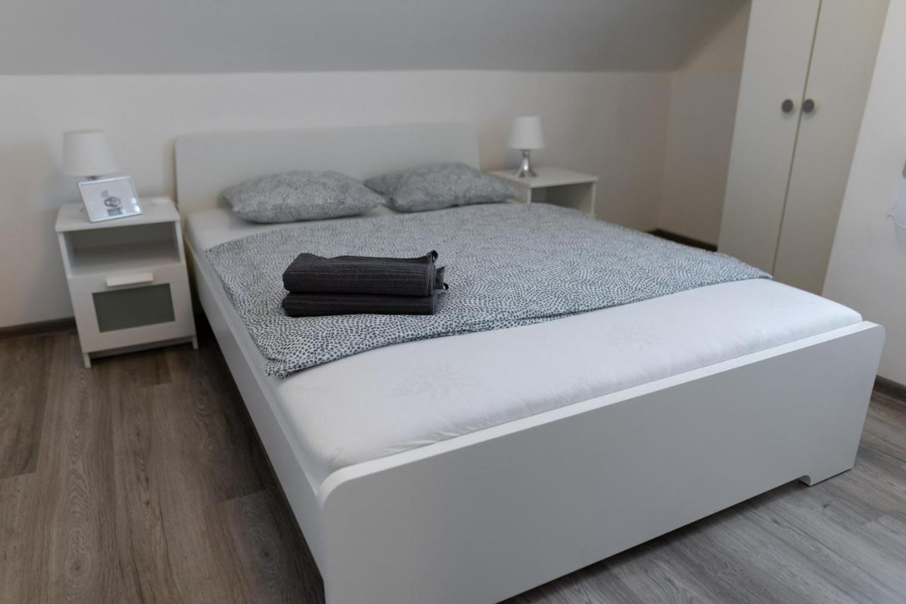 Oliver 22 Apartman Fonyod Bagian luar foto